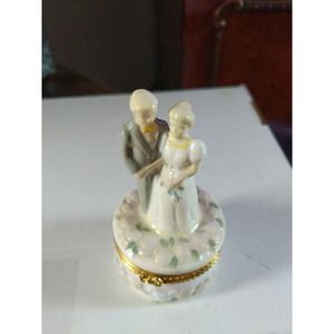 Trinket Box Bride and Groom